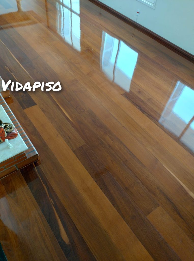 Vida Piso - Lixamento e acabamento de pisos em madeira